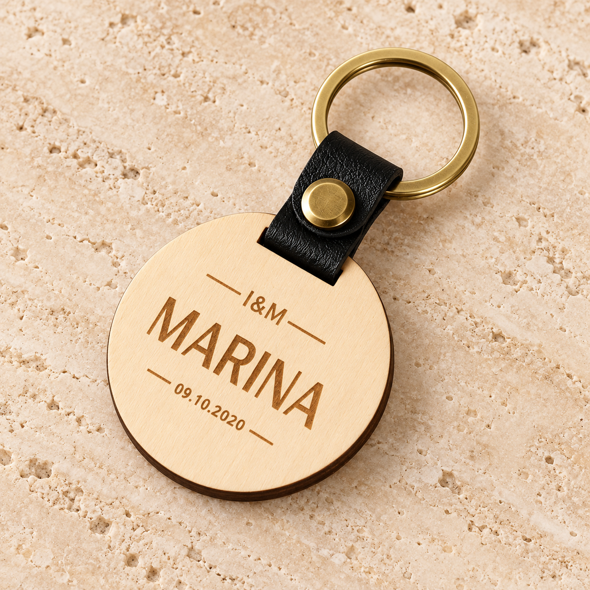 Souvenir — Porte-clés personnalisé — visuel studio LOIMA